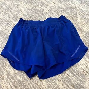 Lululemon Hotty Hot Shorts - Size 4 Tall